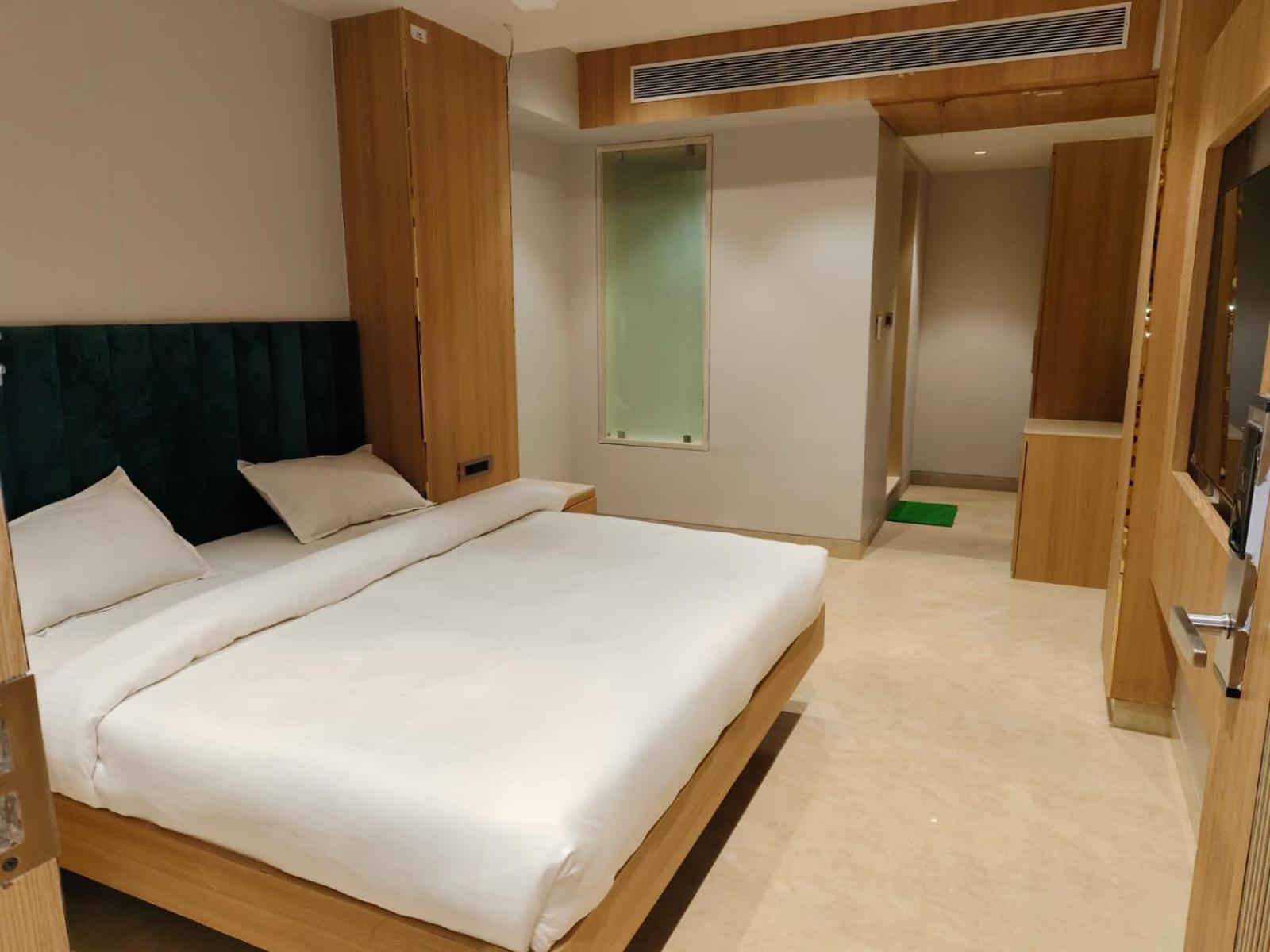 The Grand Suncity Hotel & Resorts Bhopal Eksteriør billede