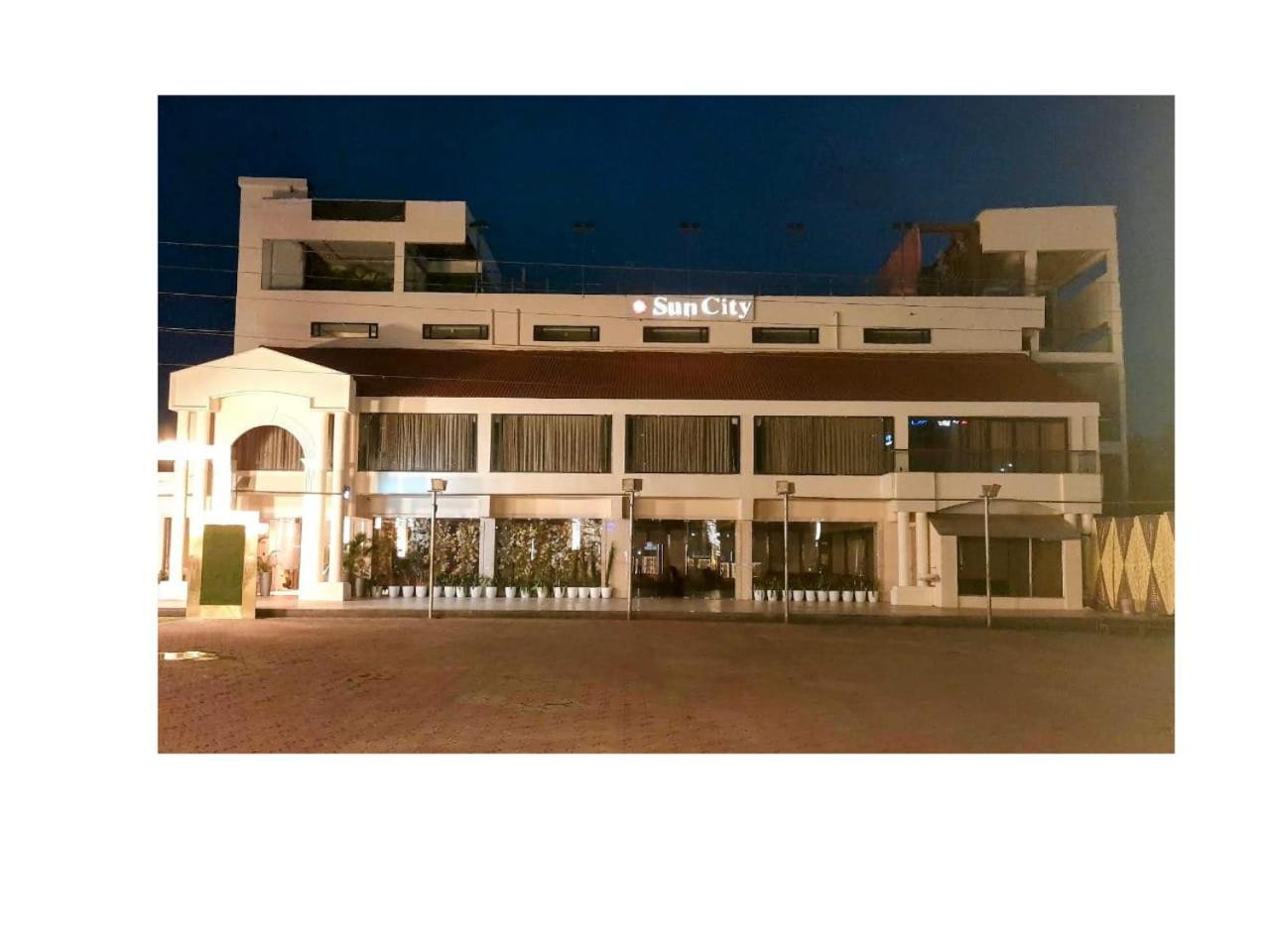 The Grand Suncity Hotel & Resorts Bhopal Eksteriør billede